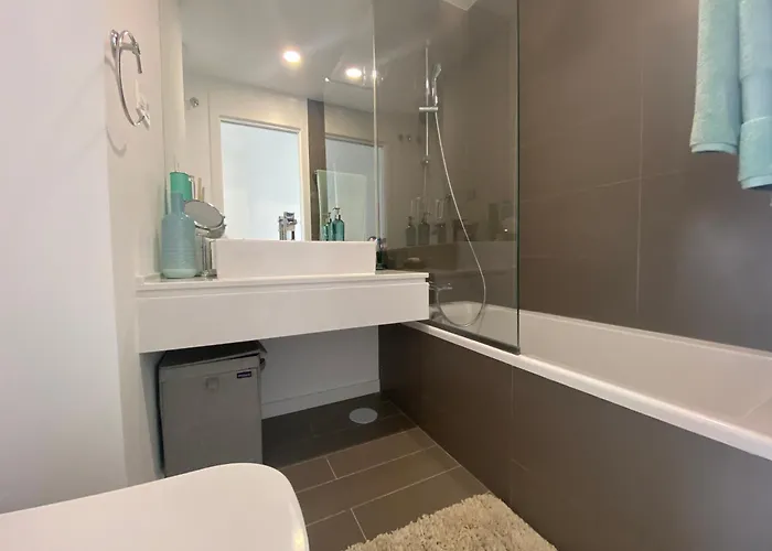 Oceana Views - Newly Built 3 Bedrooms - New Golden Mile Διαμέρισμα Εστεπόνα