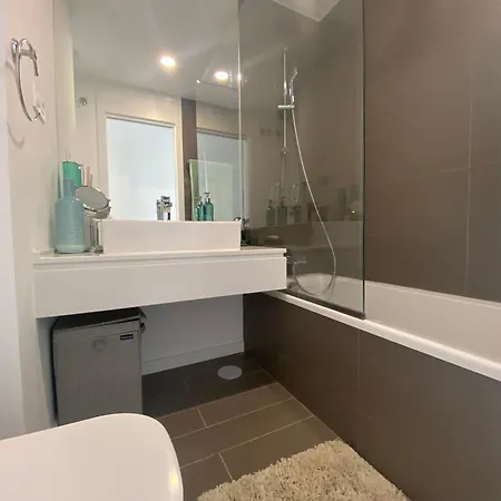 Oceana Views - Newly Built 3 Bedrooms - New Golden Mile Lägenhet Estepona